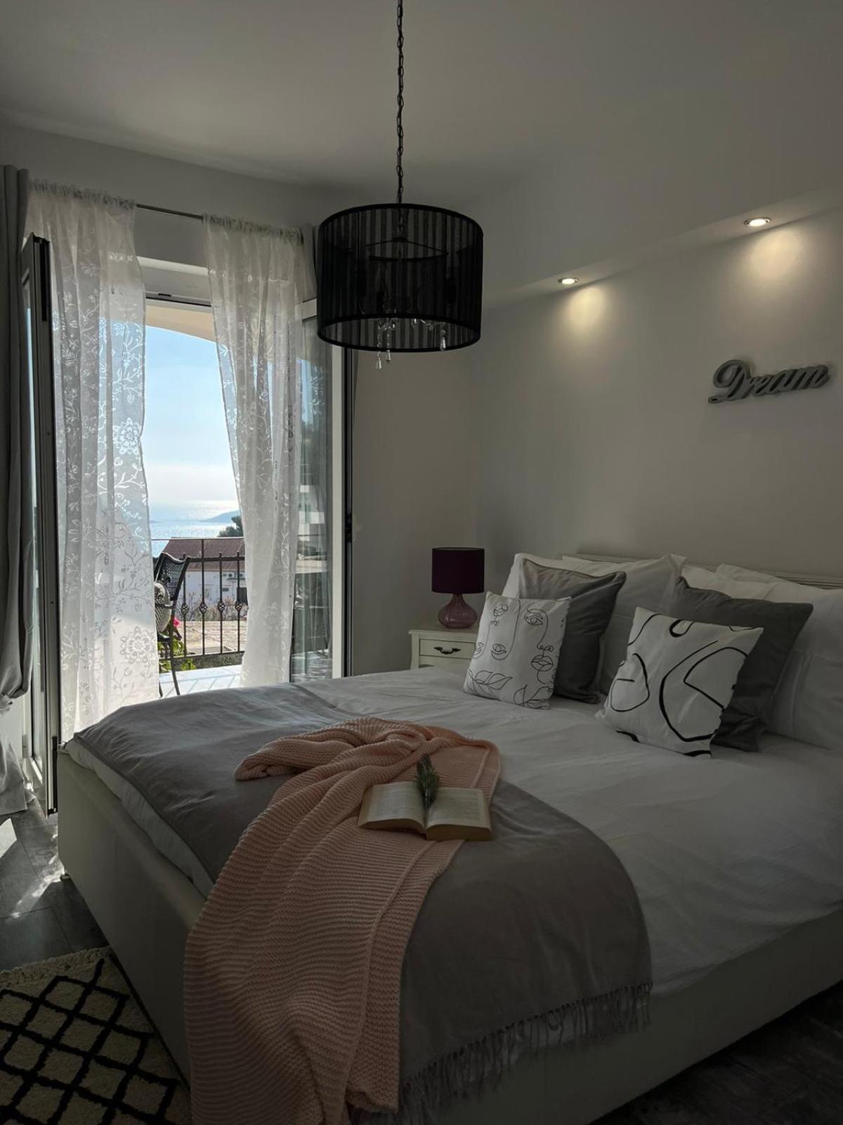 Apartma Tino *