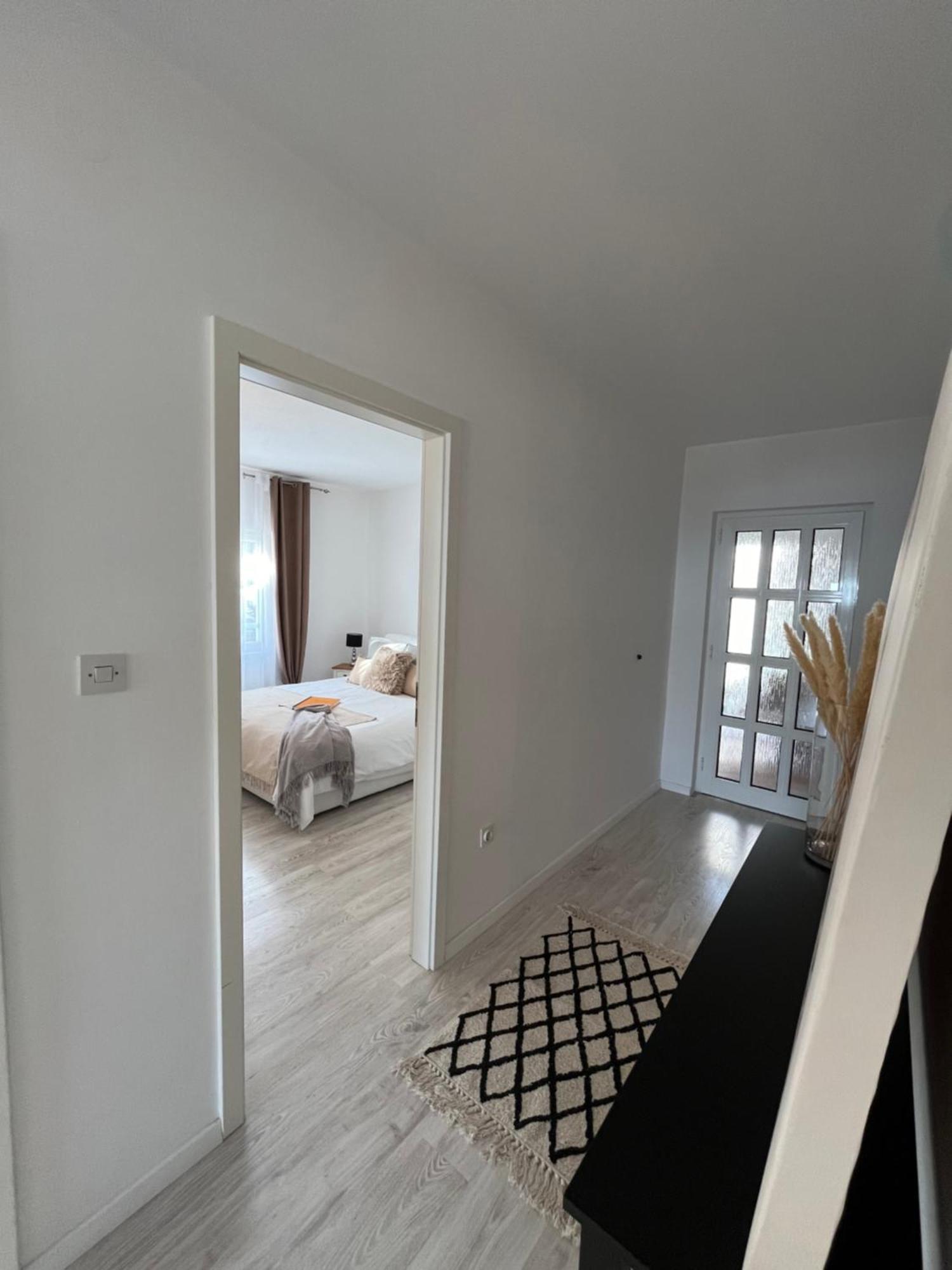 Apartma Tino *
