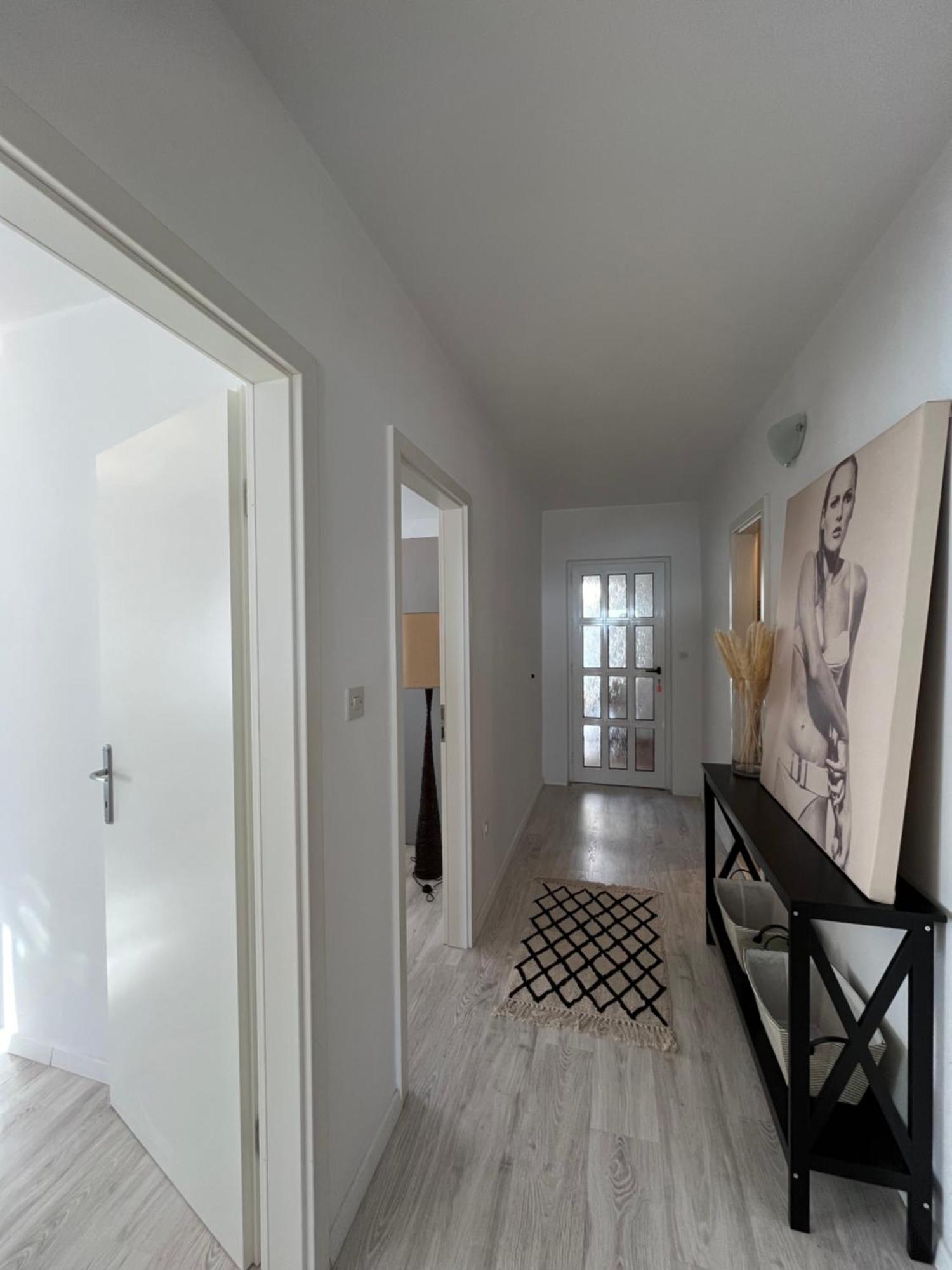 Tino Apartma